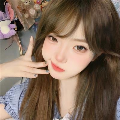 女孩的灵缇犬